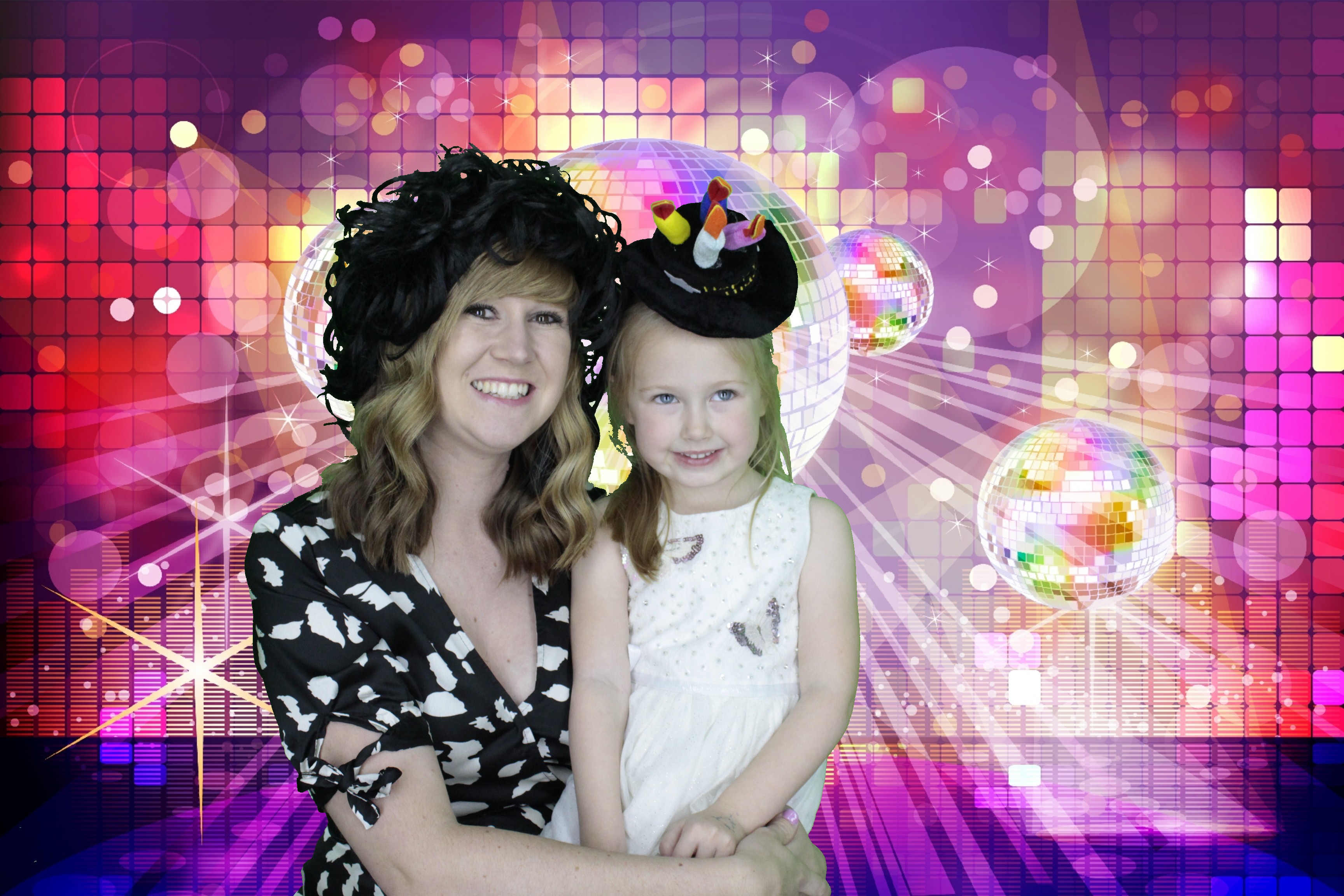 Steve's 65th & Susan 60th Birthday | View more photos from the event at gallery.myphotoboothexperience.co.uk/u/MyPhotoBoothExperienceLtd/Steves-65th-Susan-60th-Birthday